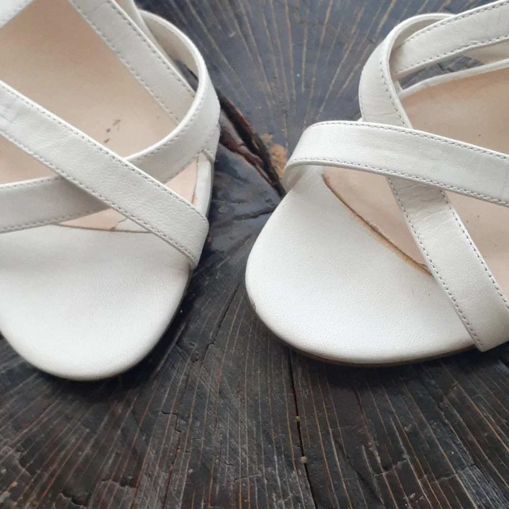 Cole Haan White Belt Strapped Open-Toe Heels Sz 8B - Picture 3 of 5
